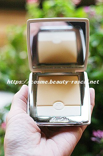 ゲラン ペルル ブラン ライトブースター コンパクト